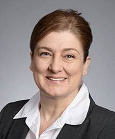 Professional image of Iris Zachary
